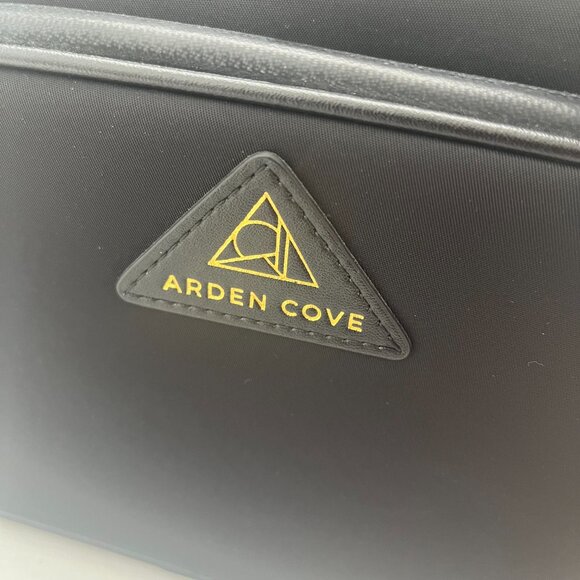 Arden Cove Crissy Full Crossbody with Classic Clasps Strap, Color Black and Gold - Picture 7 of 12